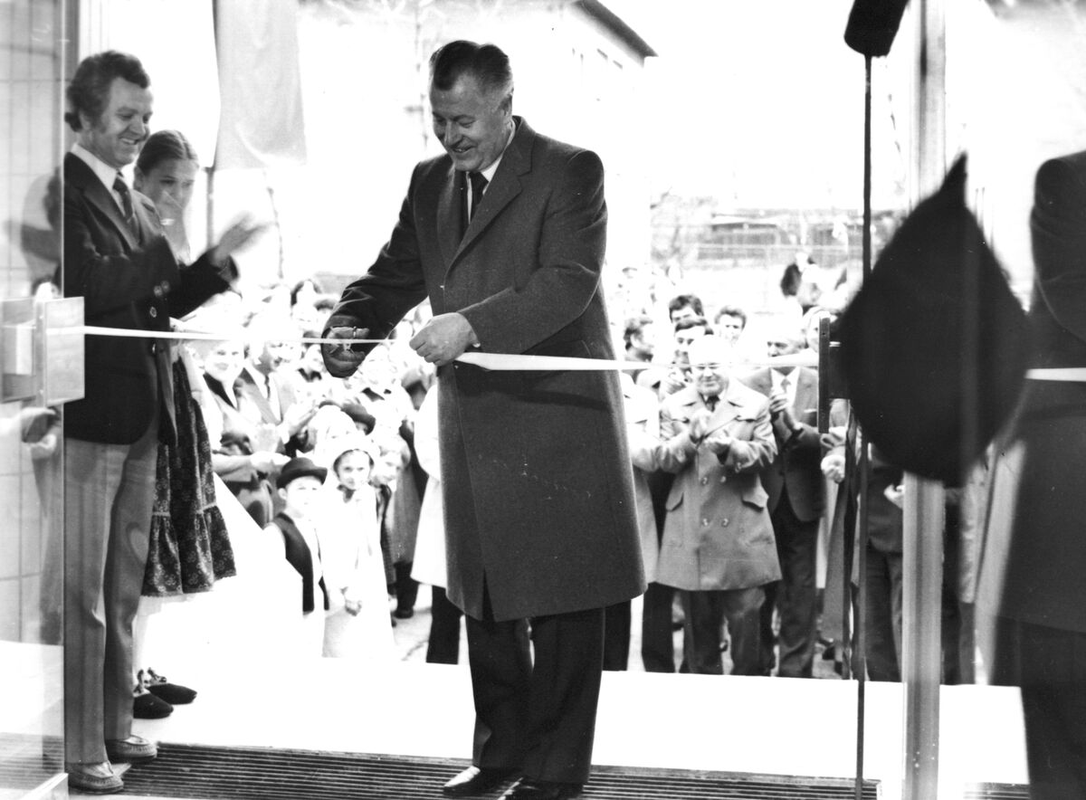 otvorenie 1983