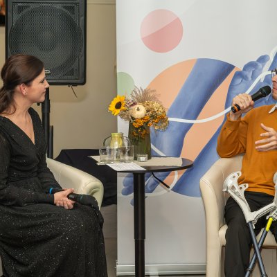 Dialógy pod lampou s víťazom kategórie poézia Marekom Jarošom