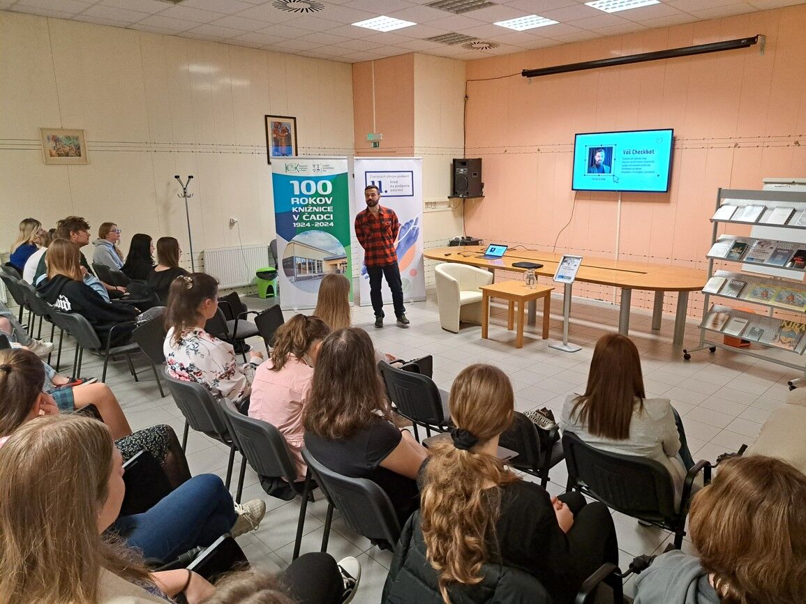 od hoaxov k porozumeniu 3
